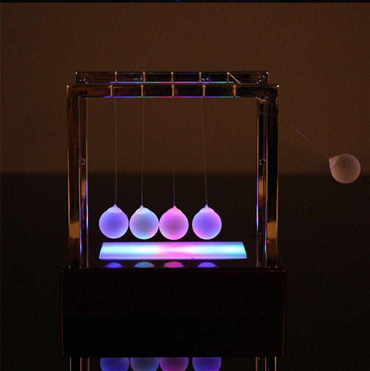 【科学と美の融合】LEDニュートンペンデュラムボール【LEDライト/インテリア/光る振り子】